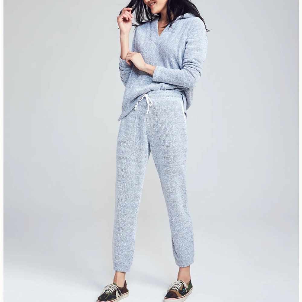 Pale pink faherty beach terry jogger